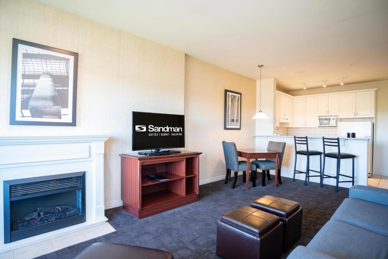 Sandman Suites Surrey - Guildford Bagian luar foto